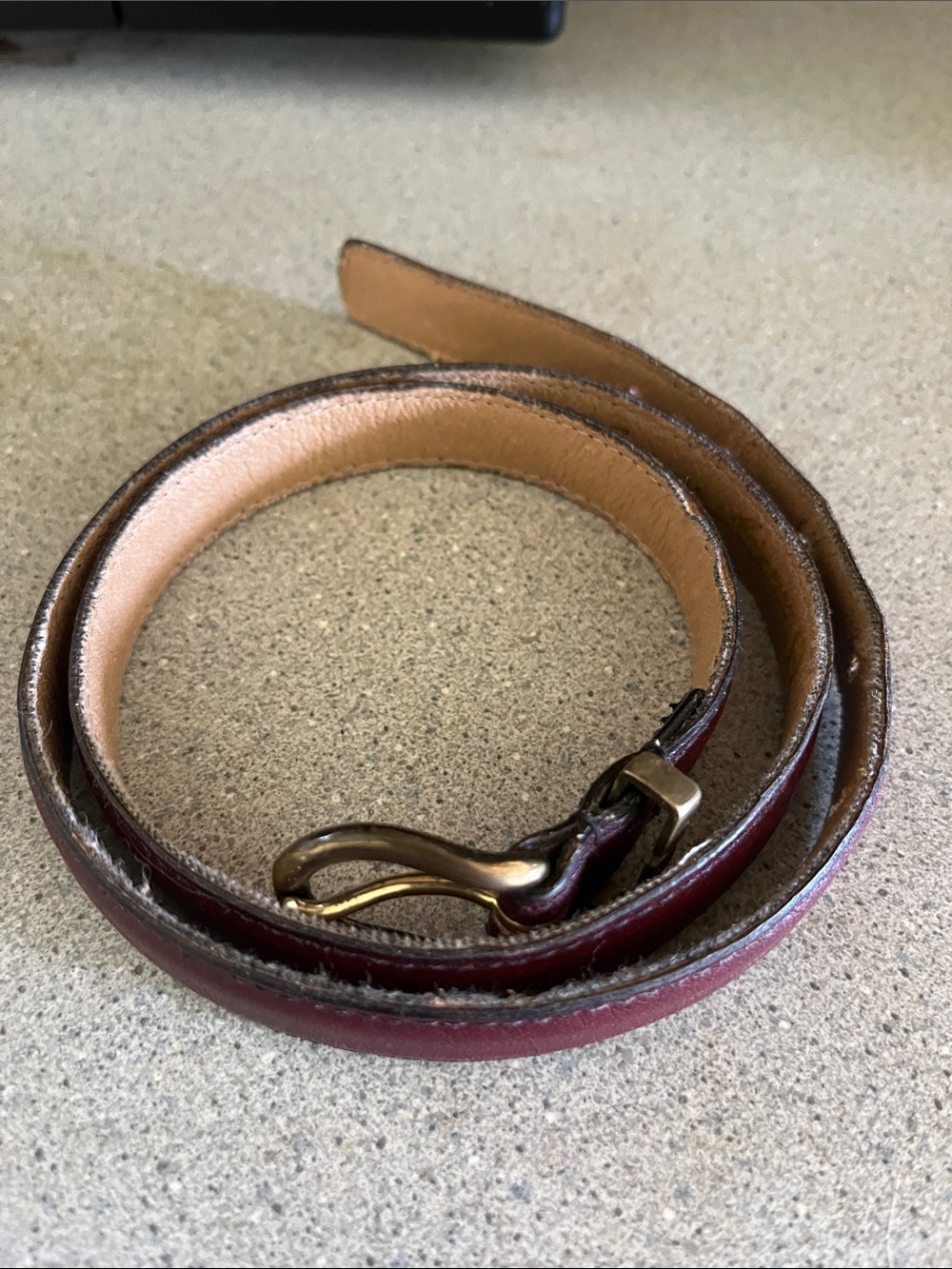 Etienne Aigner Slim Burgundy Leather Belt with Brass Accent - Picture 5 of 6